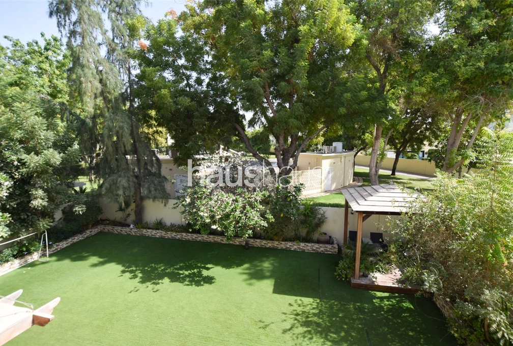 4 bedroom villa for sale - haus & haus