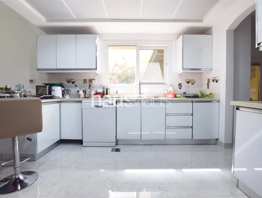 4 bedroom villa for sale - haus & haus