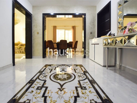 4 bedroom villa for sale - haus & haus