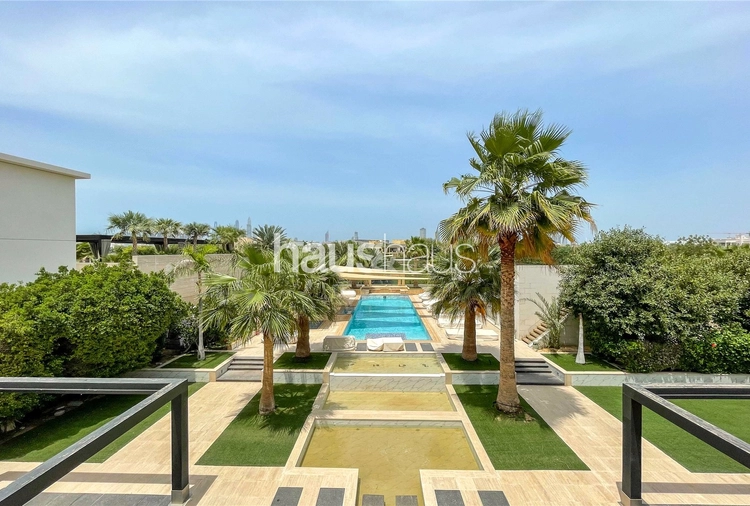 6 bedroom villa for sale - haus & haus