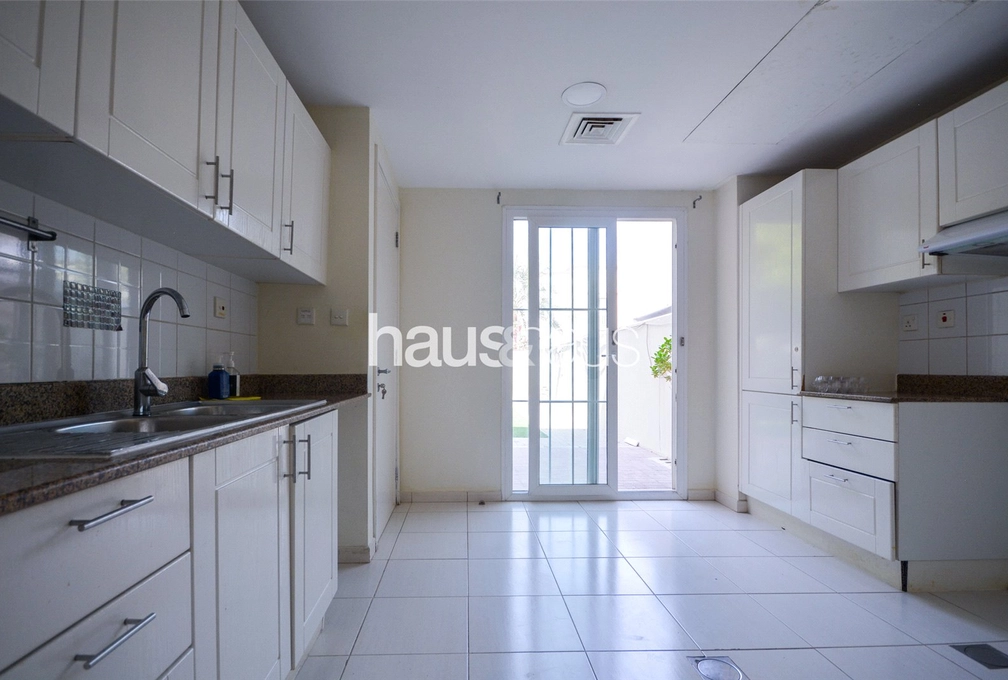 3 bedroom villa for sale - haus & haus