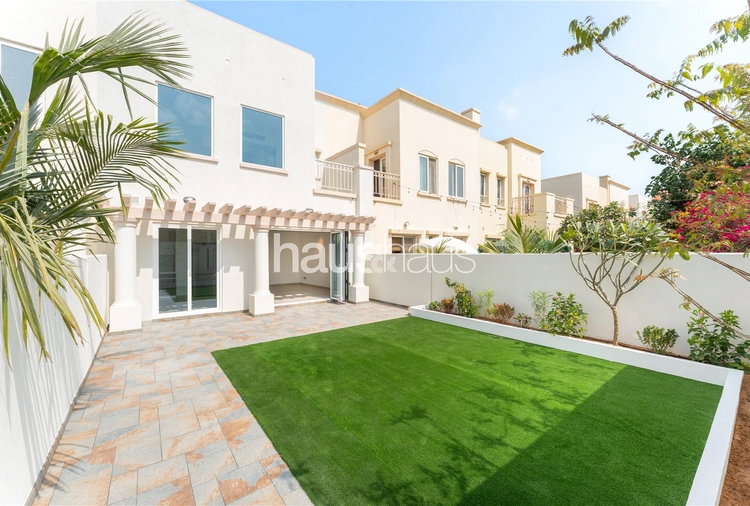 3 bedroom villa for sale - haus & haus