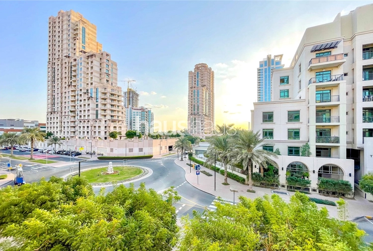 1 bedroom apartment for sale - haus & haus