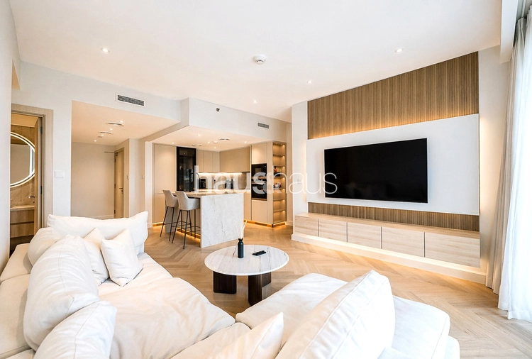 1 bedroom apartment for sale - haus & haus