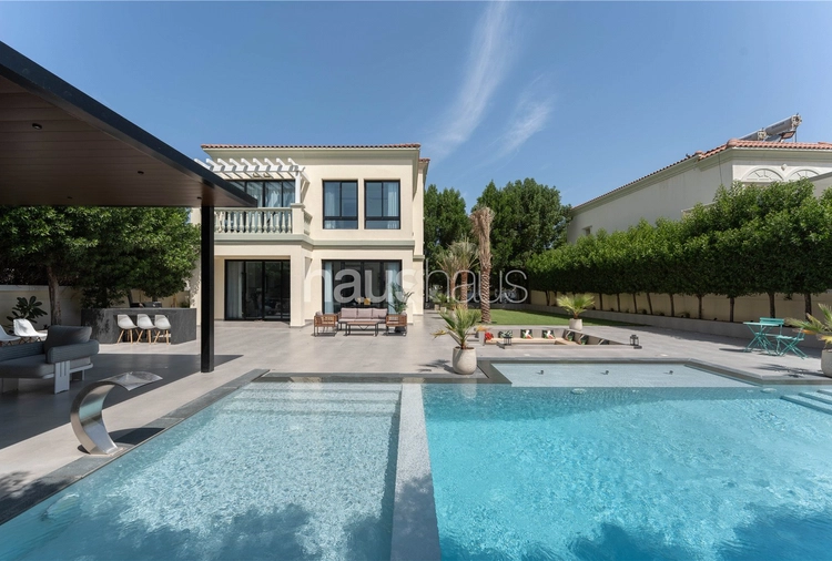 2 bedroom villa for sale - haus & haus