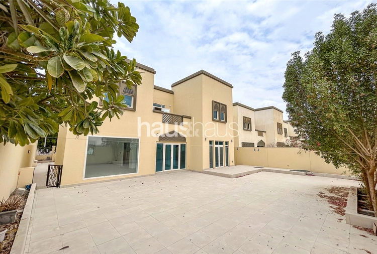 3 bedroom villa for sale - haus & haus