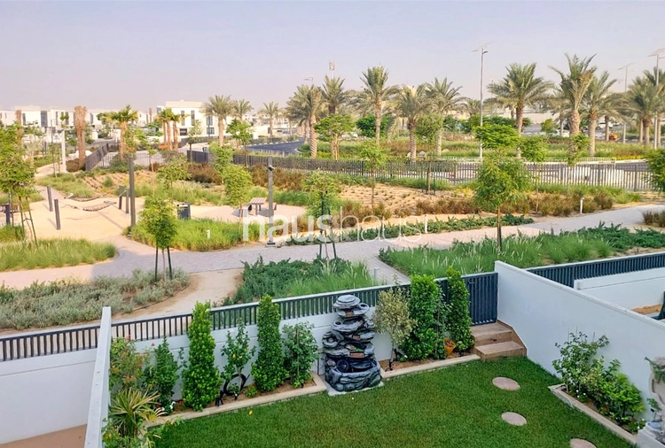 3 bedroom townhouse for sale - haus & haus