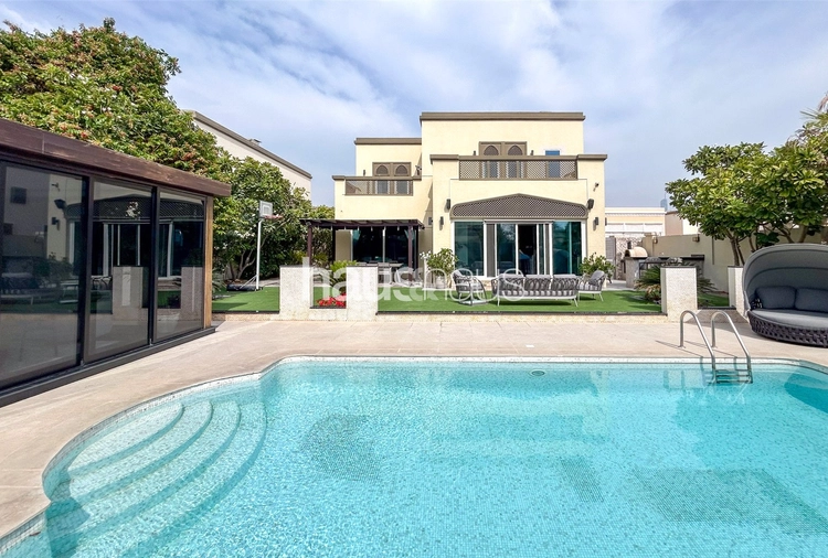4 bedroom villa for sale - haus & haus