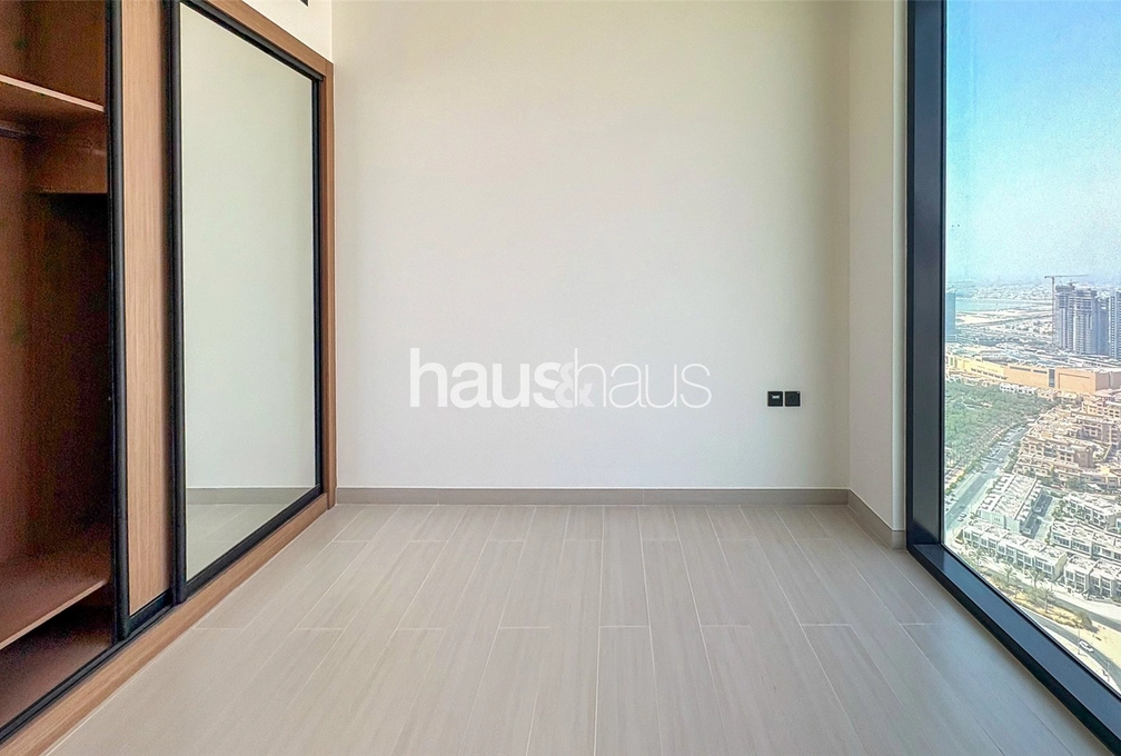 mobile-banner - Haus and Haus