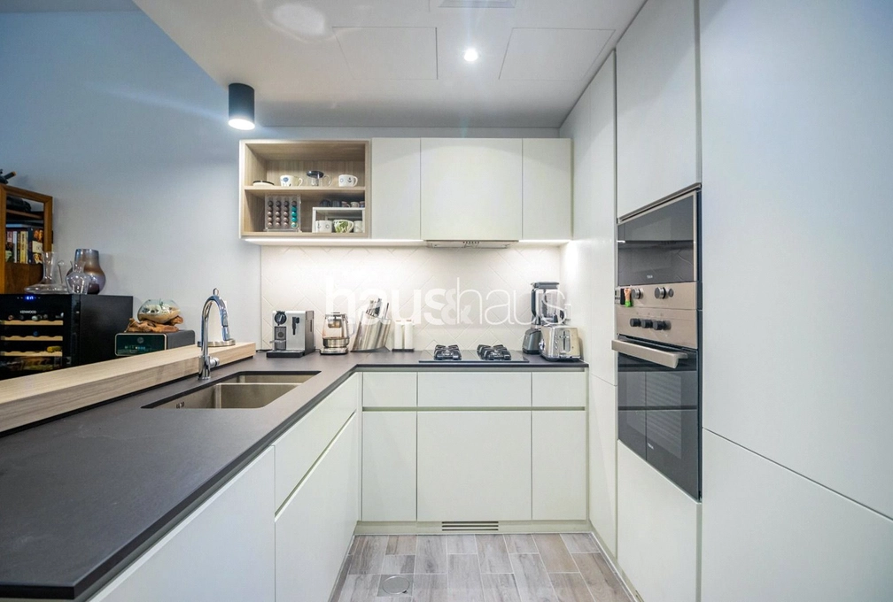 1 bedroom apartment for sale - haus & haus