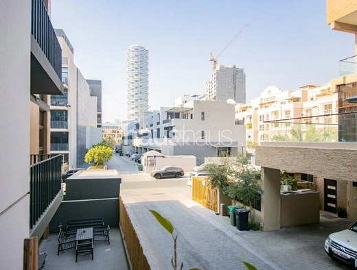 1 bedroom apartment for sale - haus & haus