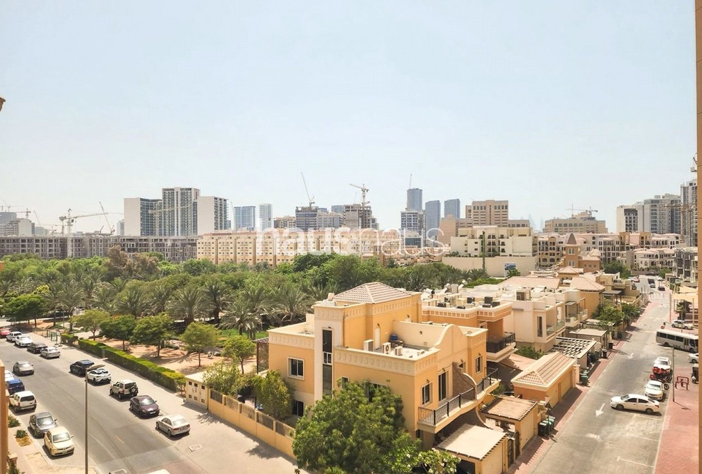 2 bedroom apartment for sale - haus & haus