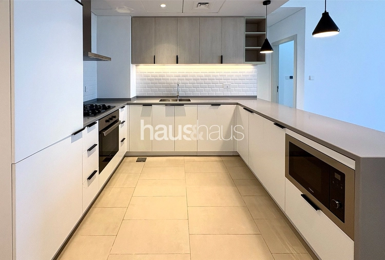 1 bedroom apartment for sale - haus & haus
