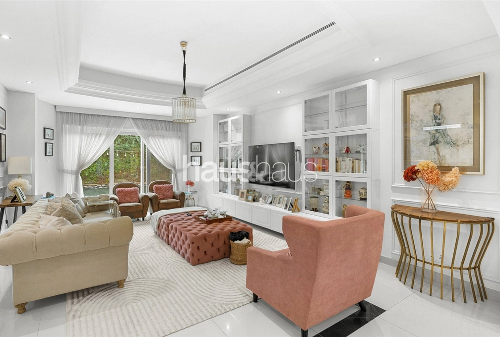 5 bedroom villa for sale - haus & haus