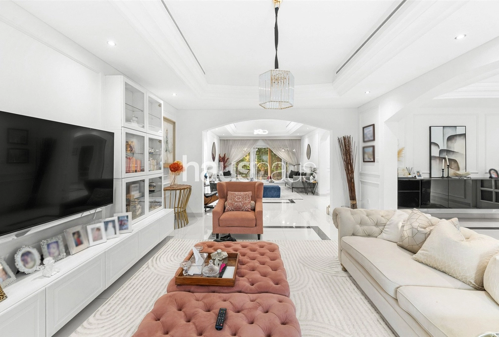 5 bedroom villa for sale - haus & haus