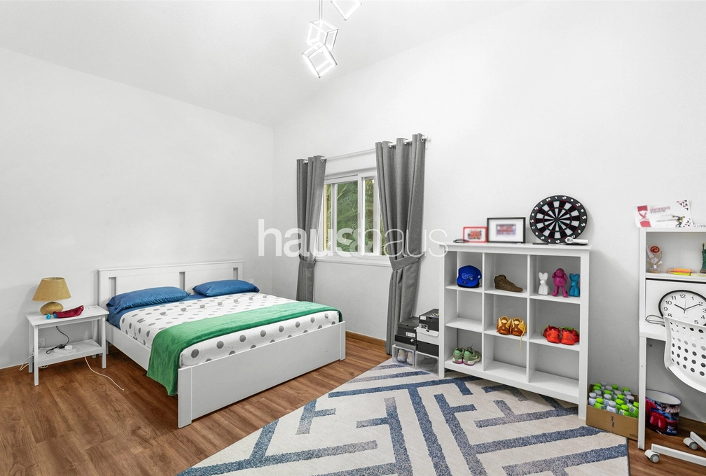 5 bedroom villa for sale - haus & haus