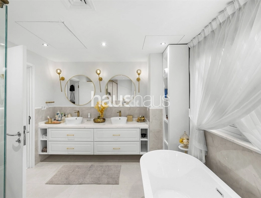 5 bedroom villa for sale - haus & haus