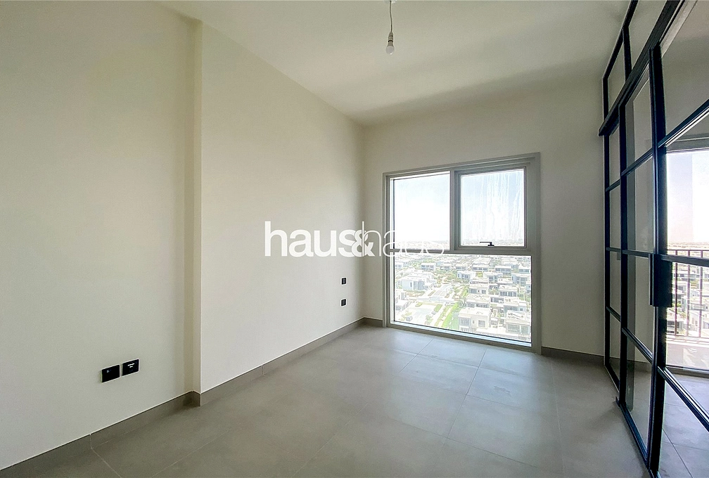 mobile-banner - Haus and Haus