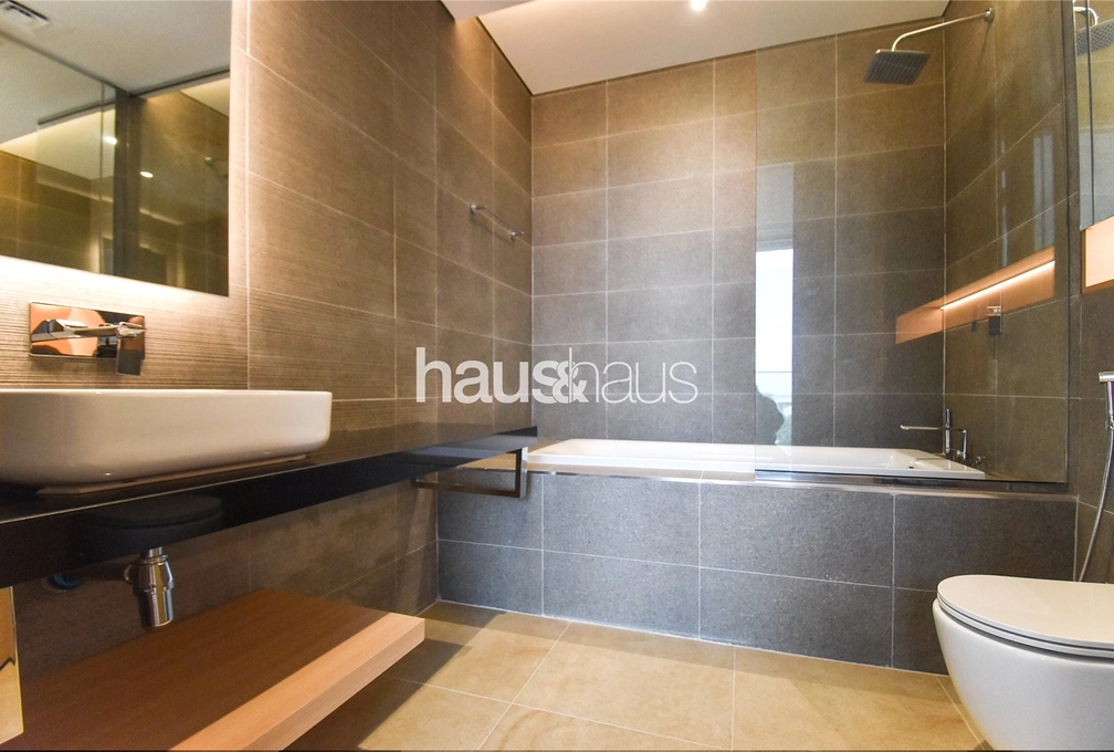 mobile-banner - Haus and Haus