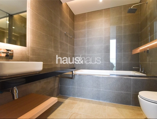 mobile-banner - Haus and Haus