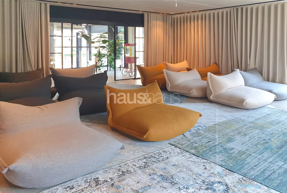 mobile-banner - Haus and Haus