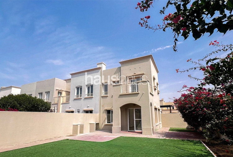 2 bedroom villa to rent - haus & haus