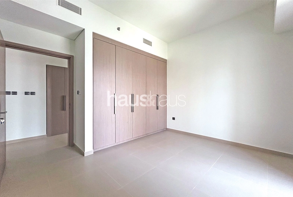 mobile-banner - Haus and Haus