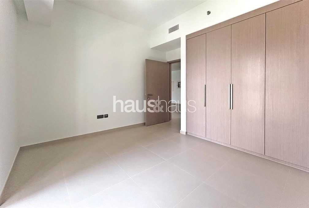 mobile-banner - Haus and Haus