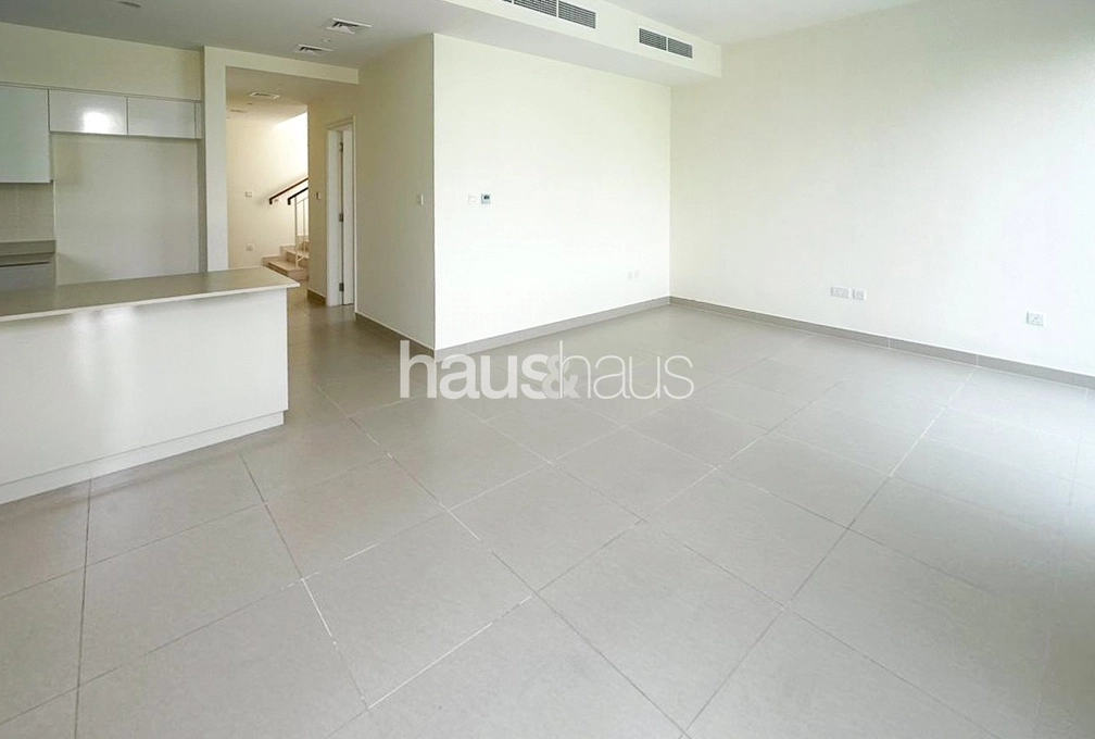 4 bedroom villa to rent - haus & haus