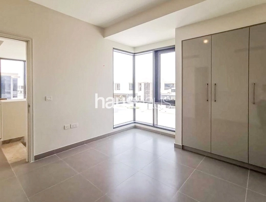 4 bedroom villa to rent - haus & haus