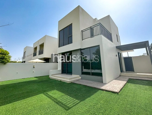 4 bedroom villa to rent - haus & haus