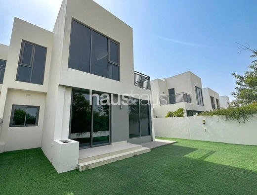 4 bedroom villa to rent - haus & haus