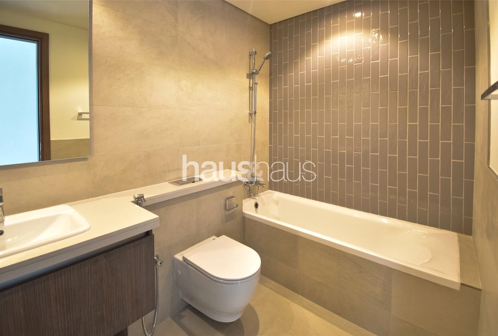 mobile-banner - Haus and Haus