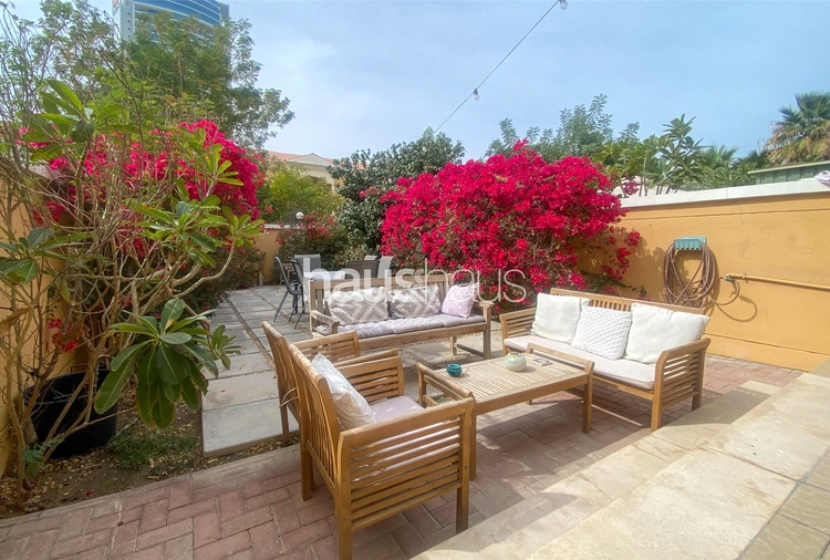 1 bedroom townhouse to rent - haus & haus