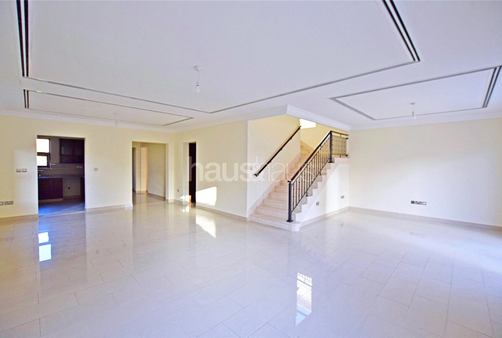 4 bedroom villa to rent - haus & haus