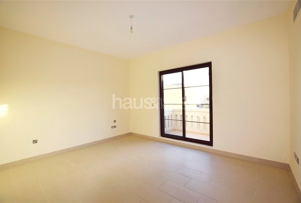 4 bedroom villa to rent - haus & haus