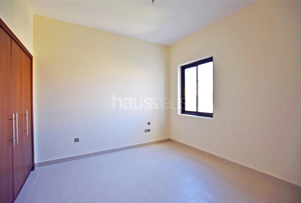 4 bedroom villa to rent - haus & haus