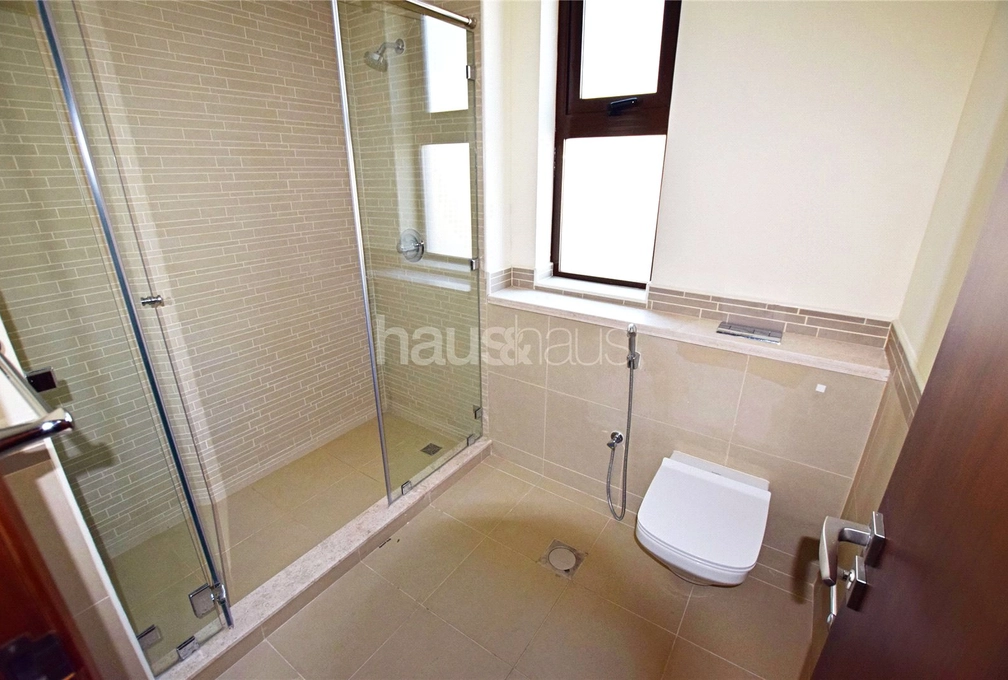 4 bedroom villa to rent - haus & haus