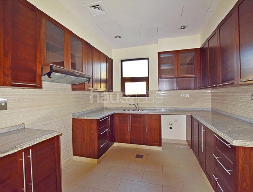 4 bedroom villa to rent - haus & haus