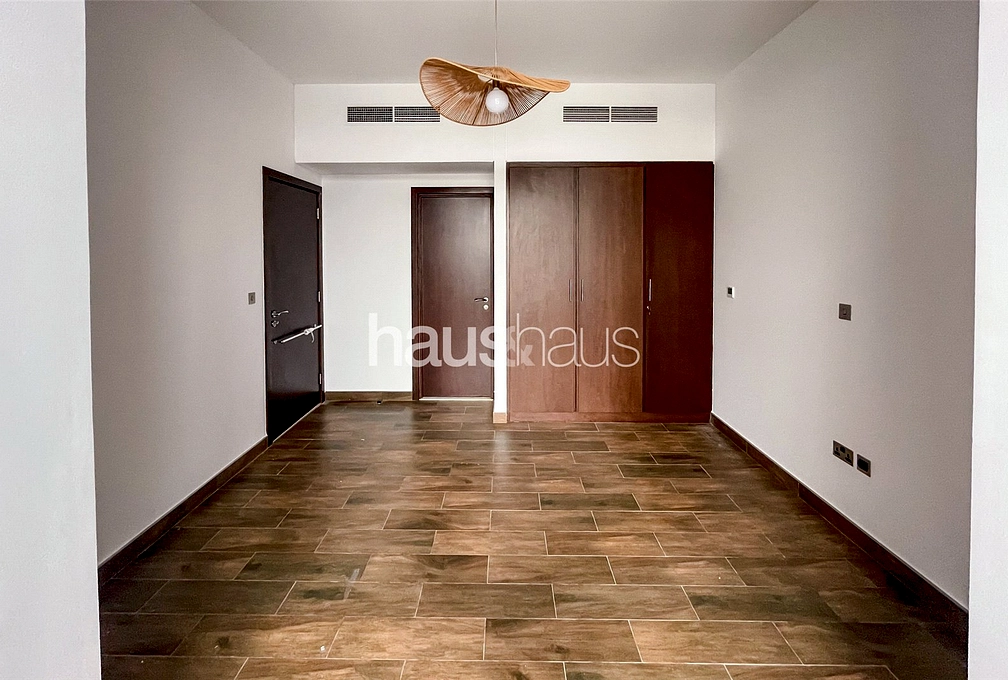 mobile-banner - Haus and Haus