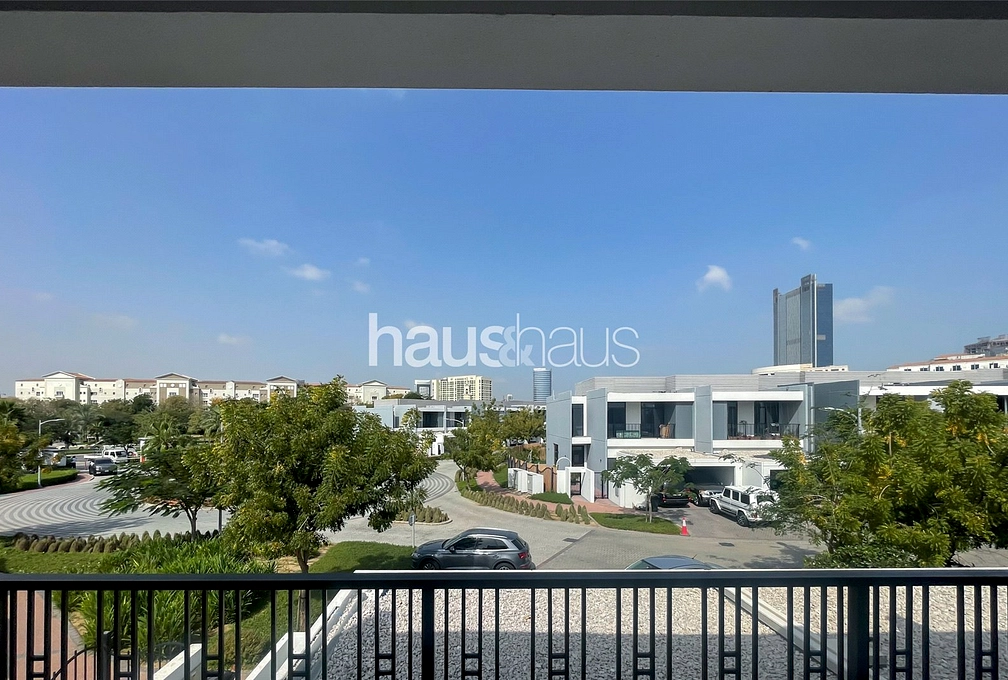 mobile-banner - Haus and Haus