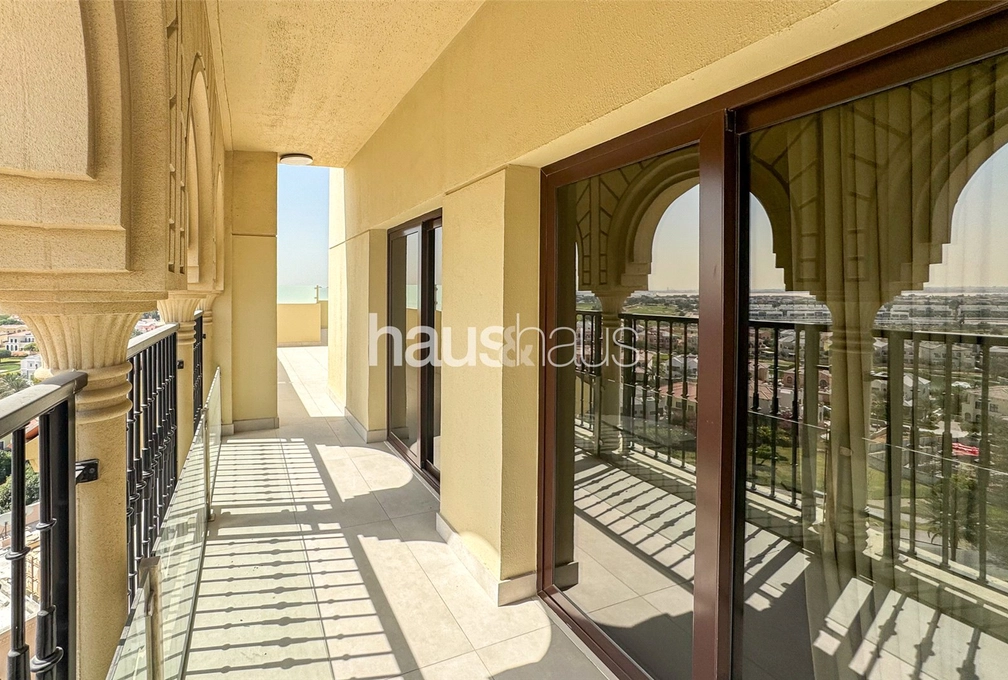 4 bedroom apartment to rent - haus & haus