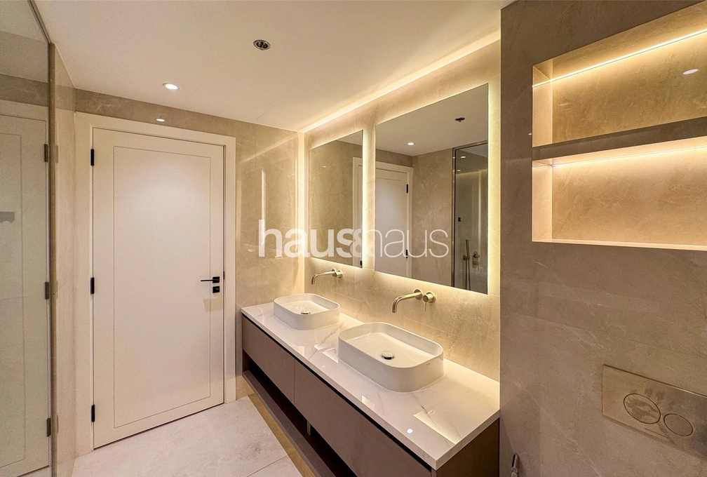 4 bedroom apartment to rent - haus & haus