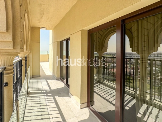 4 bedroom apartment to rent - haus & haus