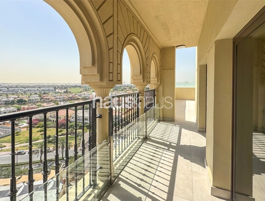 4 bedroom apartment to rent - haus & haus