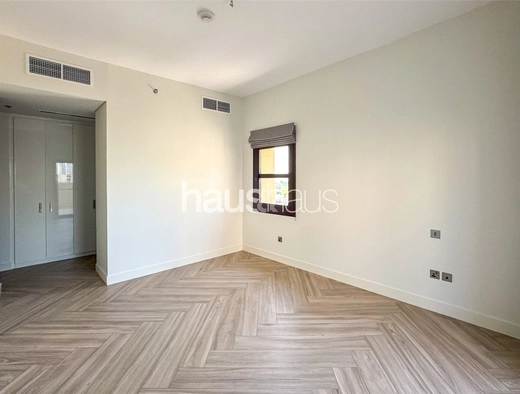 4 bedroom apartment to rent - haus & haus