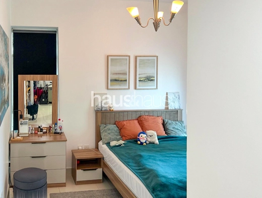 mobile-banner - Haus and Haus