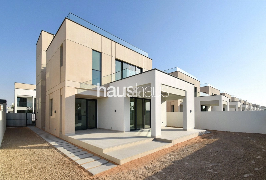 mobile-banner - Haus and Haus