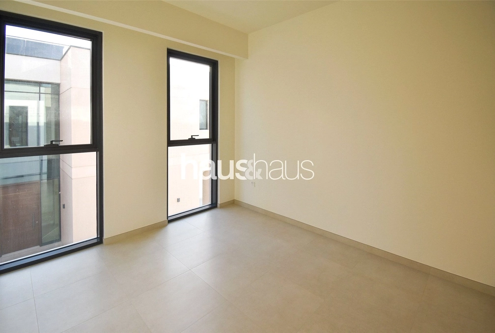 mobile-banner - Haus and Haus