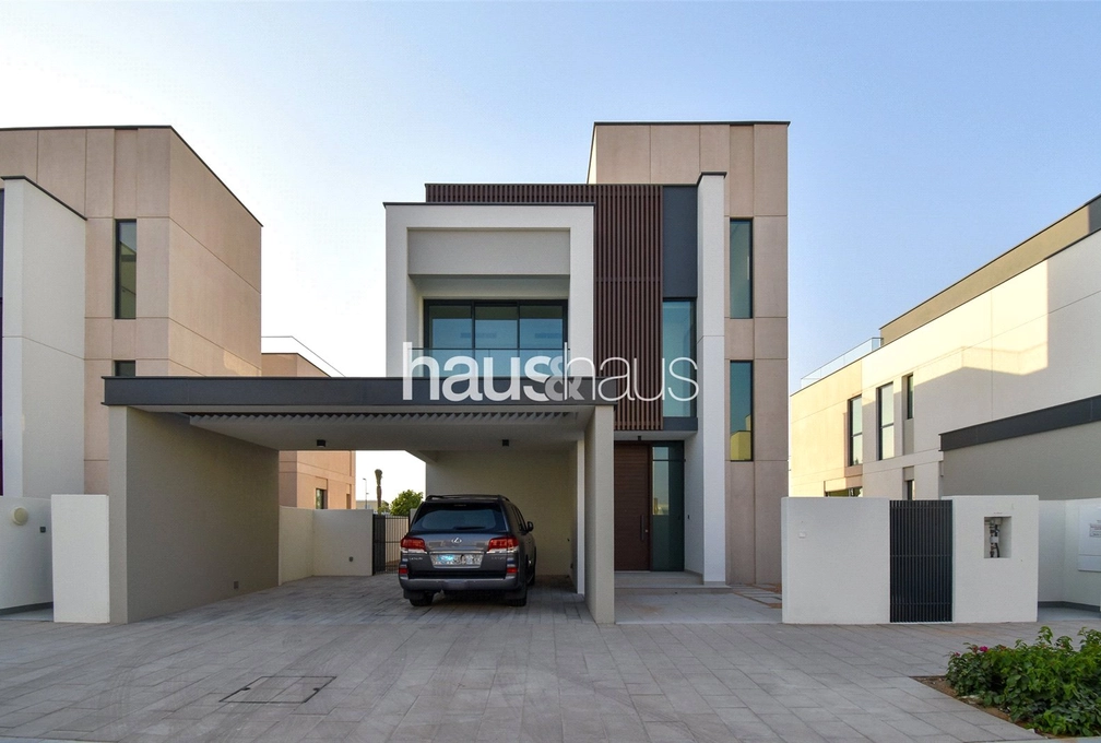 mobile-banner - Haus and Haus
